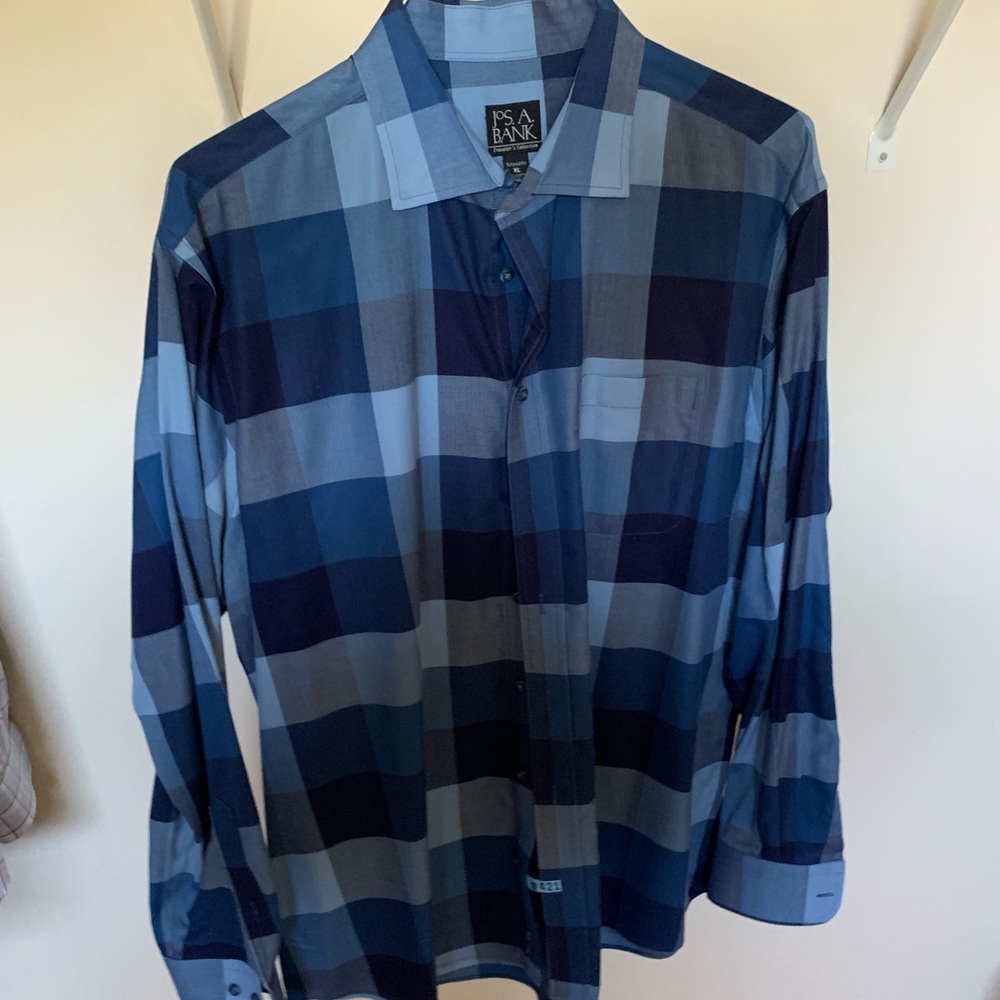🎉🎉 2 for $20 Men’s Dress Shirt